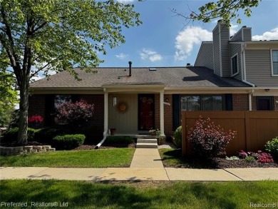 Lake Condo Sale Pending in Novi, Michigan