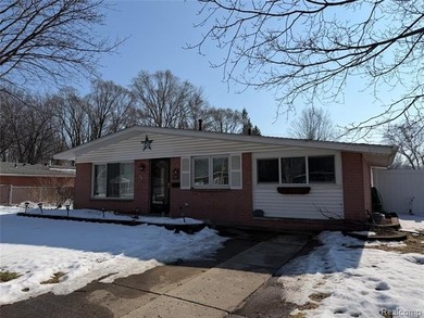 (private lake, pond, creek) Home For Sale in Westland Michigan