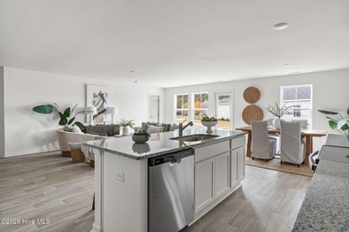 The thoughtfully designed Autumn II floorplan offers comfort - photo 15