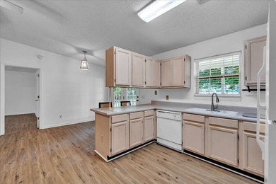 Welcome to a fisherman's paradise in the desirable Limestone - photo 27