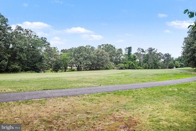 Move-In Ready 5BR, 3.5BA Brick-Front Colonial on a private - photo 42