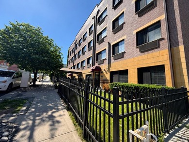Marilyn's Place (674 & 676 & 678 East 232nd Street) WHERE THE - photo 2