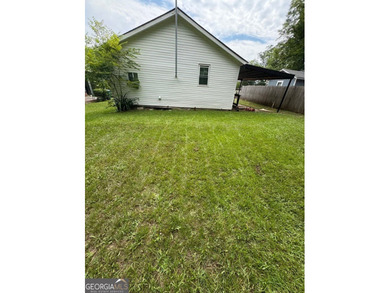 Perfect income property! Just 5 blocks from Georgia College and - photo 3