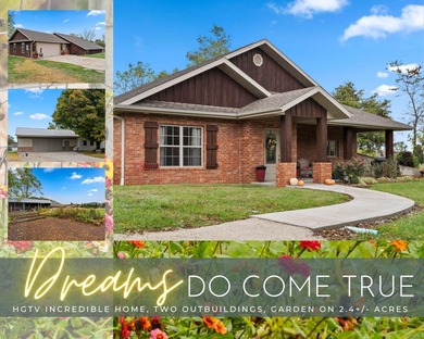 Lake Home For Sale in Reeds Spring, Missouri