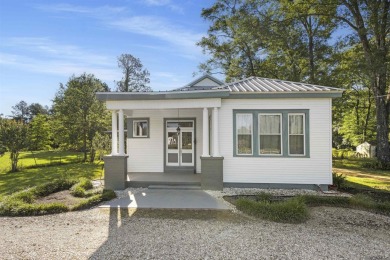 Lake Home For Sale in Greenwell Springs, Louisiana