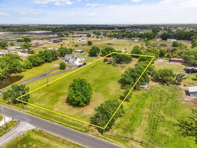 Lake Tohopekaliga Acreage For Sale in ST Cloud Florida