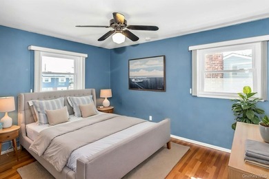 Diamond-condition Wantagh split: 3 beds, 2.5 baths, oversized - photo 16