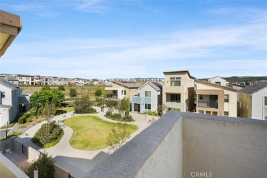 Welcome to 540 Sparrowhawk Way, a beautifully designed tri-level - photo 23