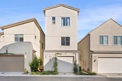 Welcome to 540 Sparrowhawk Way, a beautifully designed tri-level - photo 30