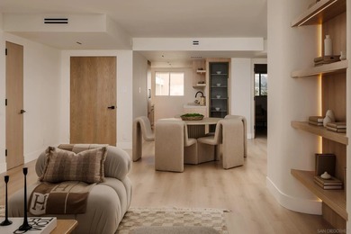 Perched high above the coastline on the 14th floor in coveted La - photo 5