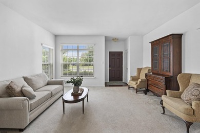 Welcome to easy living in this beautifully maintained 2-bedroom - photo 5