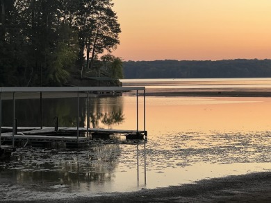 Lake Barkley Home Sale Pending in Cadiz Kentucky