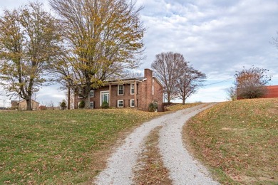 Welcome to your dream home! This stunning completely remodeled - photo 3
