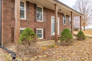 Welcome to your dream home! This stunning completely remodeled - photo 5