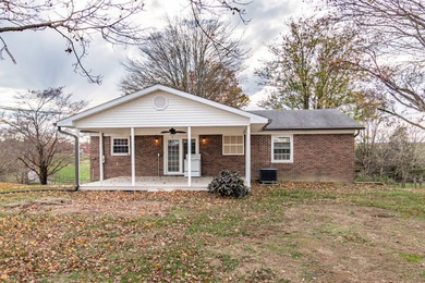 Welcome to your dream home! This stunning completely remodeled - photo 7