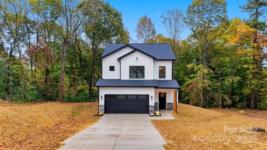 Lake Wylie Home Active Under Contract in Mount Holly North Carolina