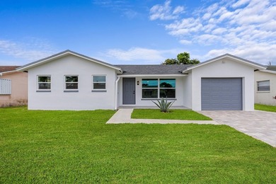 ABSOLUTELY GORGEOUS SINGLE FAMILY HOME | PRIME BOCA RATON - photo 25