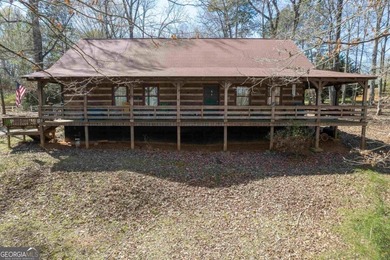 Log Cabin life in a great location with Lake Oconee views and a - photo 3