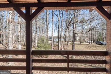 Log Cabin life in a great location with Lake Oconee views and a - photo 6