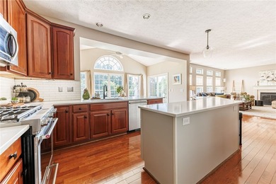 Looking for a beautiful, turn-key property in the desirable - photo 13