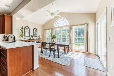 Looking for a beautiful, turn-key property in the desirable - photo 14