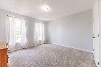 Looking for a beautiful, turn-key property in the desirable - photo 24