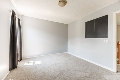 Looking for a beautiful, turn-key property in the desirable - photo 25