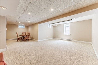 Looking for a beautiful, turn-key property in the desirable - photo 31