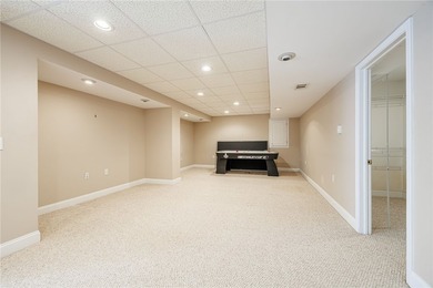 Looking for a beautiful, turn-key property in the desirable - photo 32