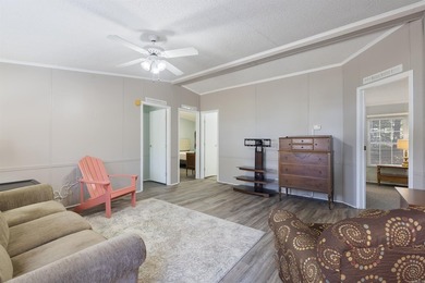 Great location near marina with covered community boat dock...1 - photo 8