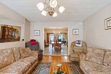 Nestled majestically in the heart of Central Park Slope, 457 6th - photo 4