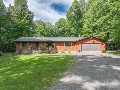 Lake Home Sale Pending in Stella, Wisconsin