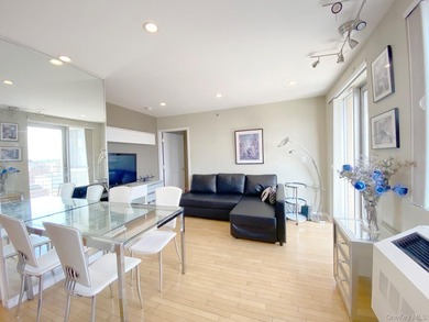 Spacious and sun-filled 1-bedroom condominium for sale in the - photo 5