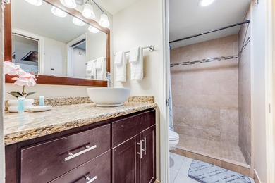 Hotel Zoned Maui Banyan G-210 is an upgraded, turn-key 2-bedroom - photo 7