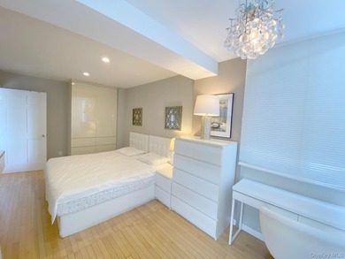 Spacious and sun-filled 1-bedroom condominium for sale in the - photo 10