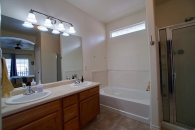 Welcome to this well appointed condo in the heart of Lehi, right - photo 15