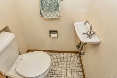 Nestled in the heart of Historic Broadway Flushing, this - photo 17