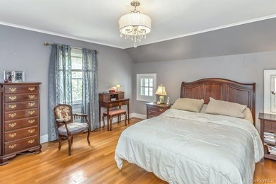 Nestled in the heart of Historic Broadway Flushing, this - photo 20