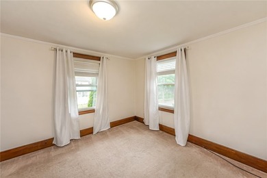 A fantastic value in the highly desirable Homestead Heights - photo 24