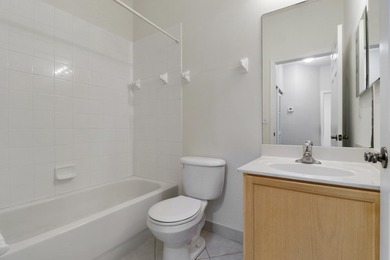Come see this 3-bedroom, 2 bath, 1-car garage corner unit in one - photo 25