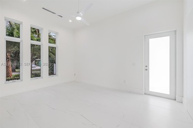 Outstanding new modern one story home in Biscayne Park. High end - photo 41