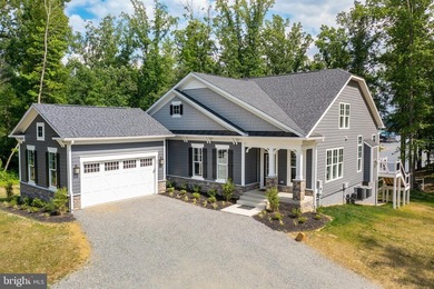 Waterfront To-Be-Built Craftsman Home in Compass Cove, Lake - photo 1