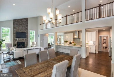 Waterfront To-Be-Built Craftsman Home in Compass Cove, Lake - photo 3