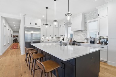 Virtually Staged. Modern Luxury in the Heart of Winter Garden's - photo 9