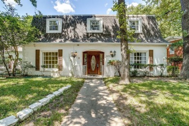 Lake Home For Sale in Arlington, Texas