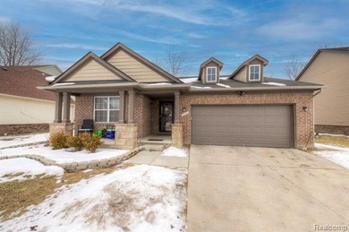 (private lake, pond, creek) Home Active Under Contract in Romulus Michigan