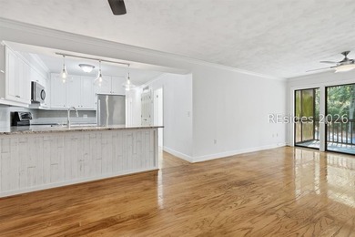 Island living at its finest! Welcome to this stunning 3BR/2BA - photo 4
