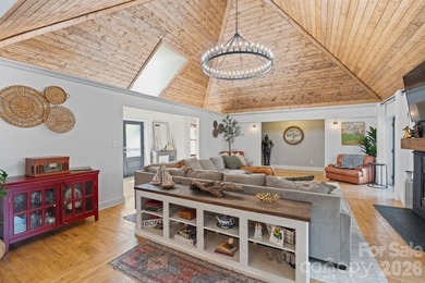 Welcome to your private riverfront retreat at 214 Ridgeway Drive - photo 12