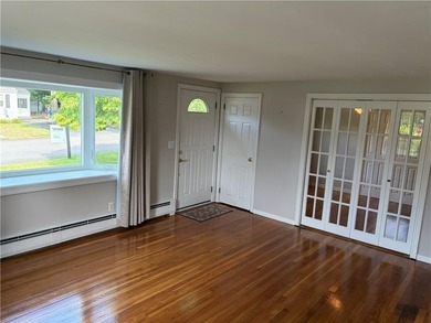 One-level living at its finest in Warwick! Don't miss the - photo 21