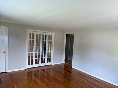 One-level living at its finest in Warwick! Don't miss the - photo 22